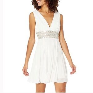 BCBG White & Silver Flowy V-neck Mini Dress - size 4